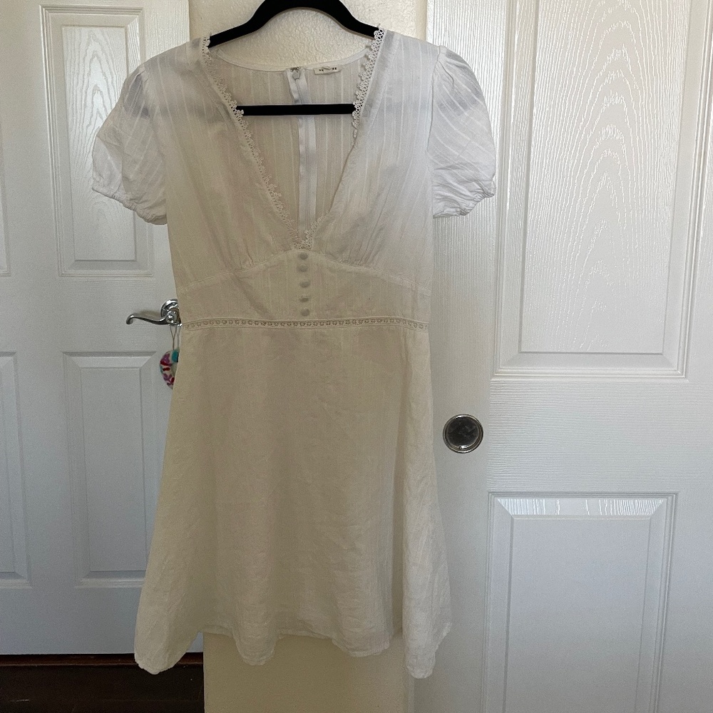 WHITE MINI DRESS